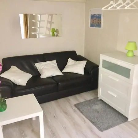 Of Apartament Budapesta